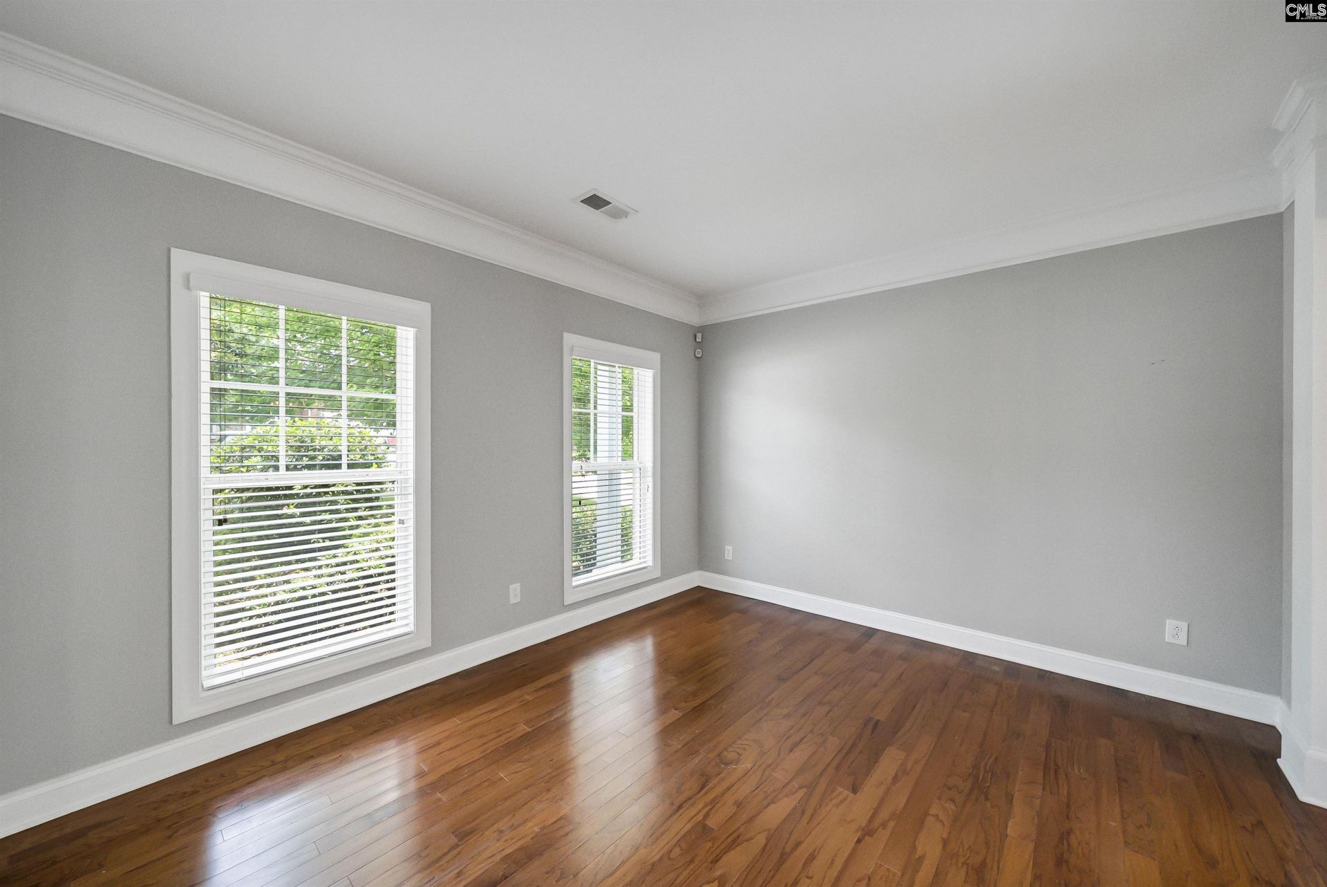 250 Grandflora Lane Photo 41
