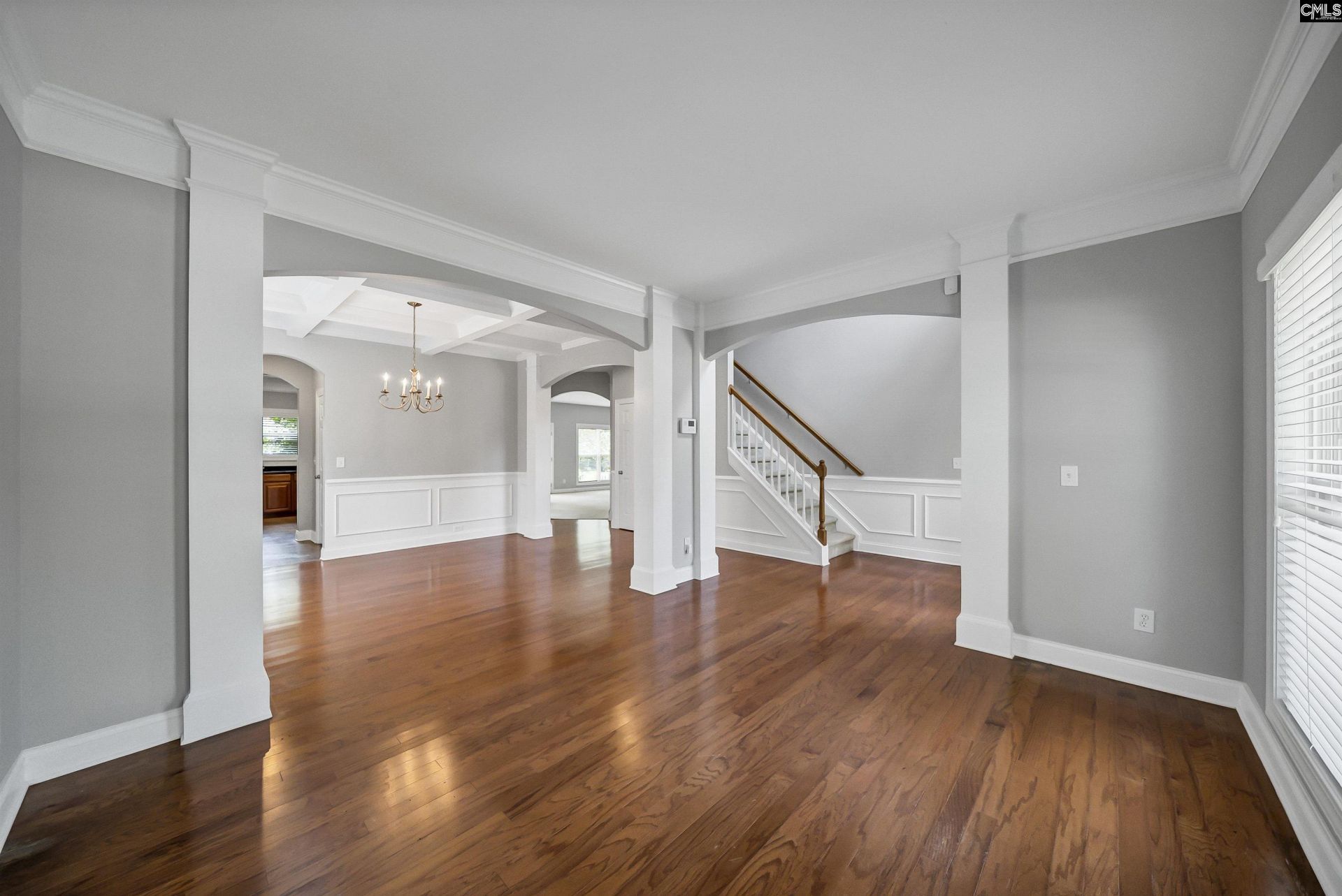 250 Grandflora Lane Photo 5