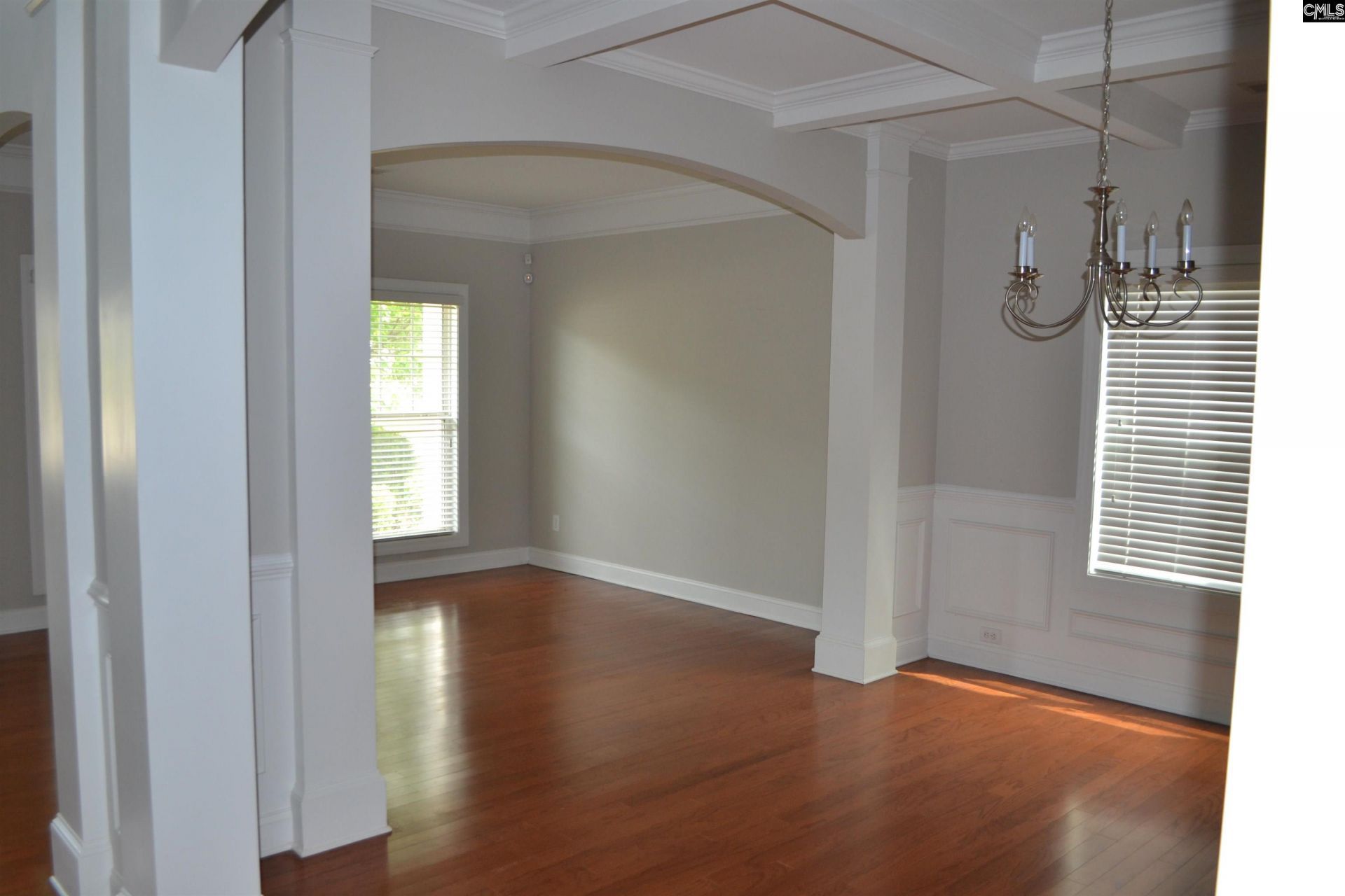 250 Grandflora Lane Photo 5