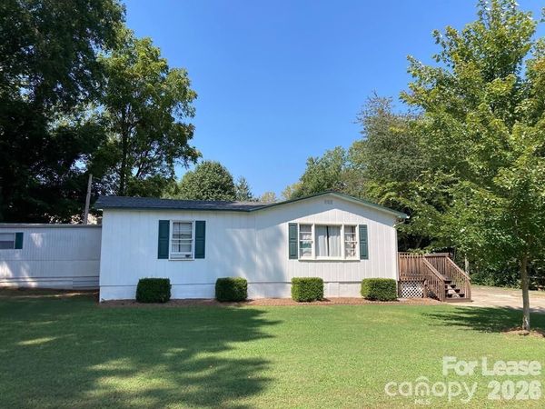 7903 Blackwood Road , Denver, NC 28037