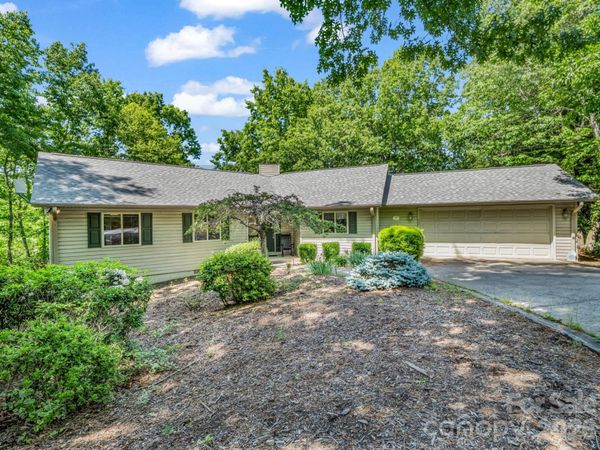 120 Lakewood Drive , Lake Lure, NC 28746