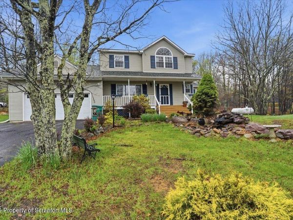 10 Farmer Court , Albrightsville, PA 18210
