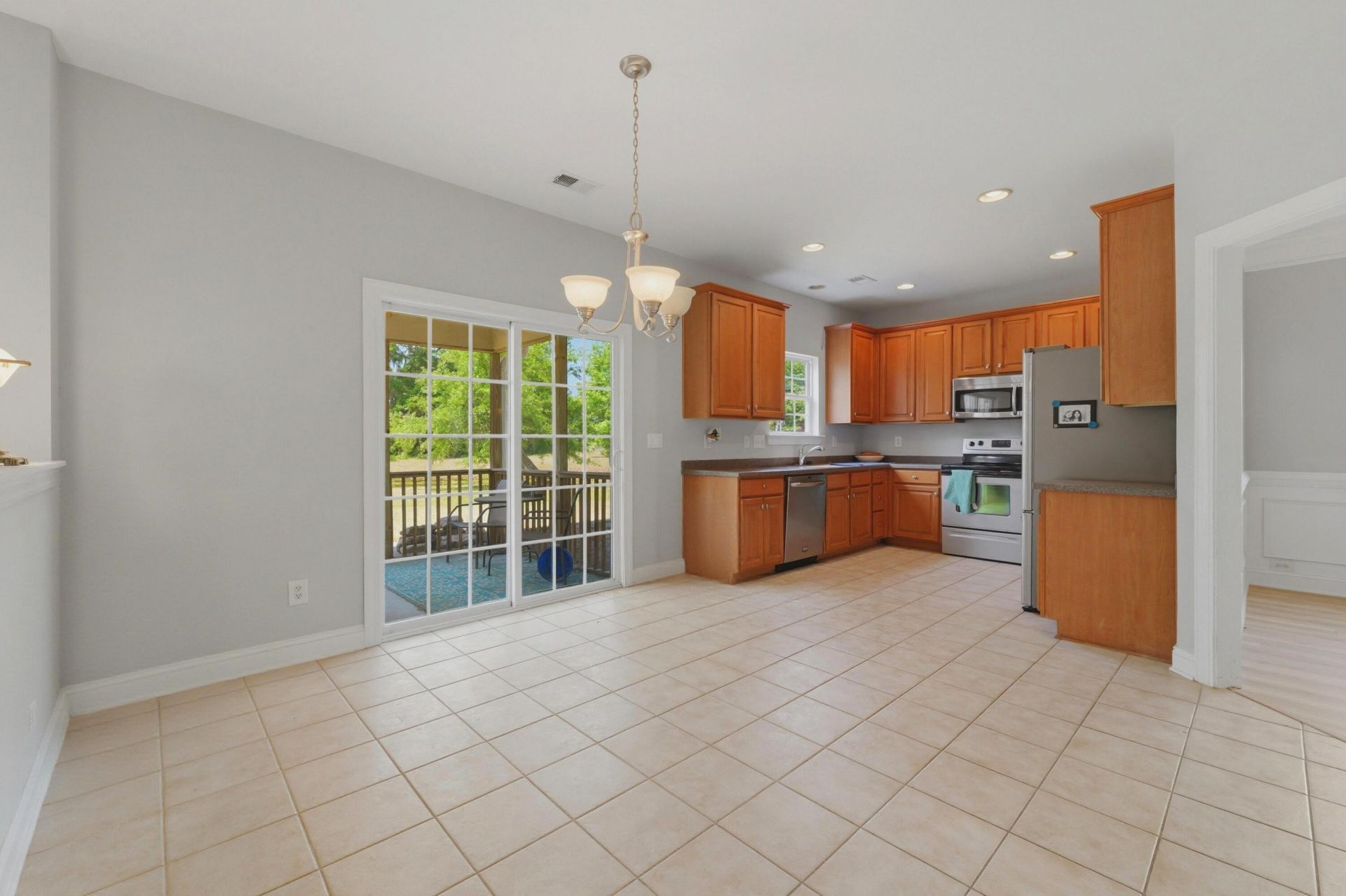 9652 Folklore Drive Photo 13