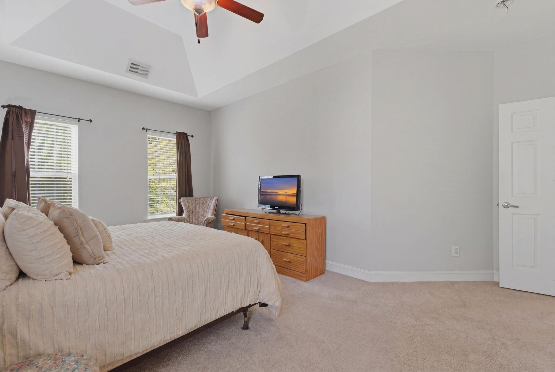 9652 Folklore Drive Photo 22