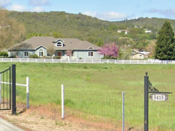 5415 Tolo Road, Central Point, OR 97502
