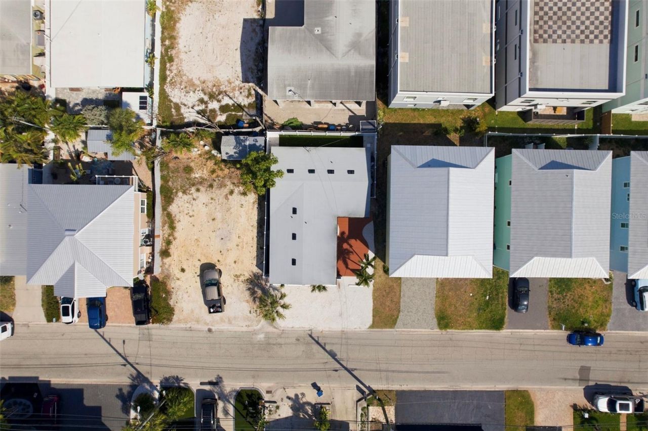 14906 N Bayshore Drive , Madeira Beach, FL 33708 Photo