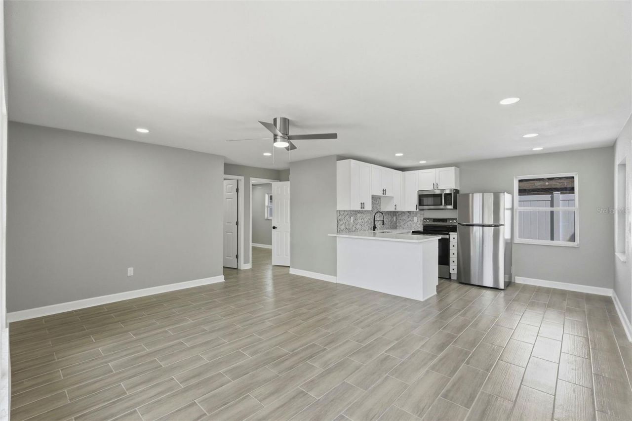 14906 N Bayshore Drive , Madeira Beach, FL 33708 Photo