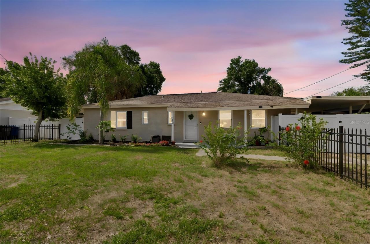 3912 W Leila Avenue, Tampa, FL 33616 Main Photo