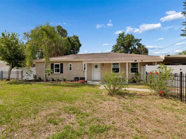 3912 W LEILA AVENUE , TAMPA, FL 33616