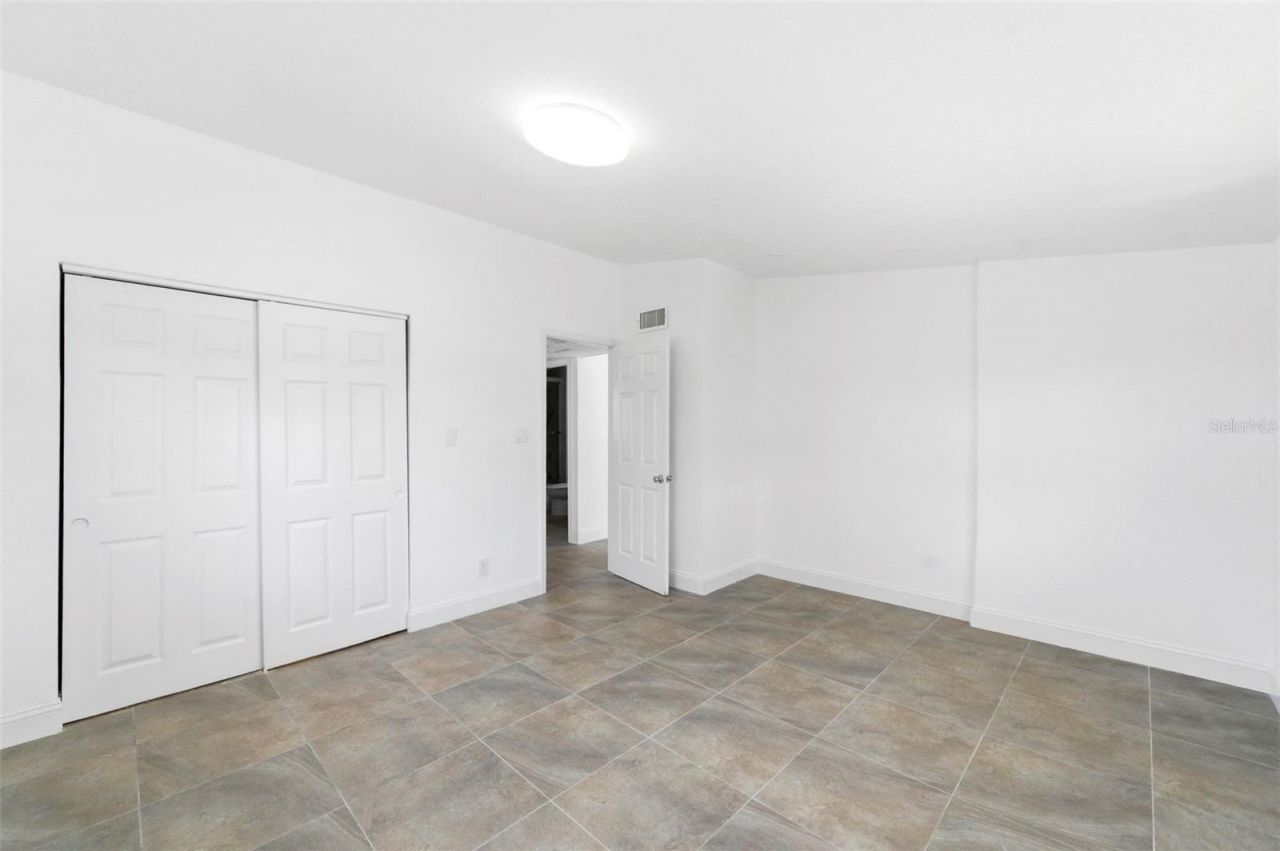 3325 W Shell Point Road , Ruskin, FL 33570 Photo