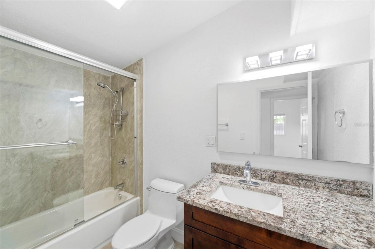 3325 W Shell Point Road , Ruskin, FL 33570 Photo