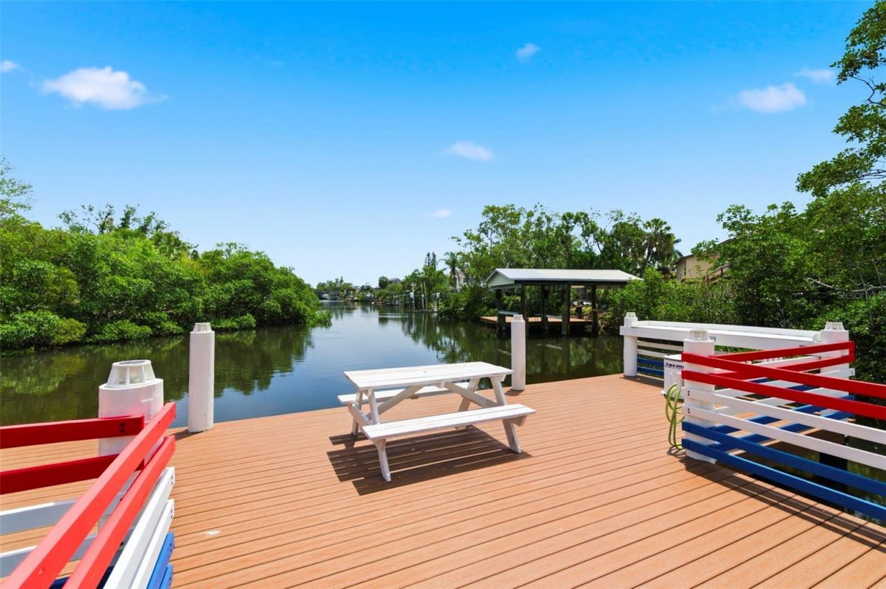 3325 W Shell Point Road , Ruskin, FL 33570 Photo