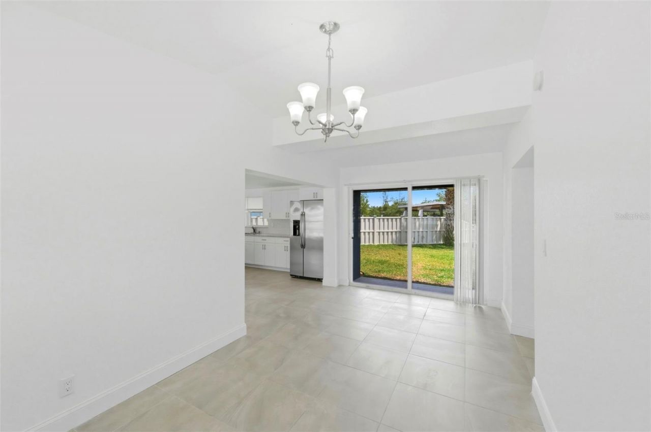 3325 W Shell Point Road , Ruskin, FL 33570 Photo
