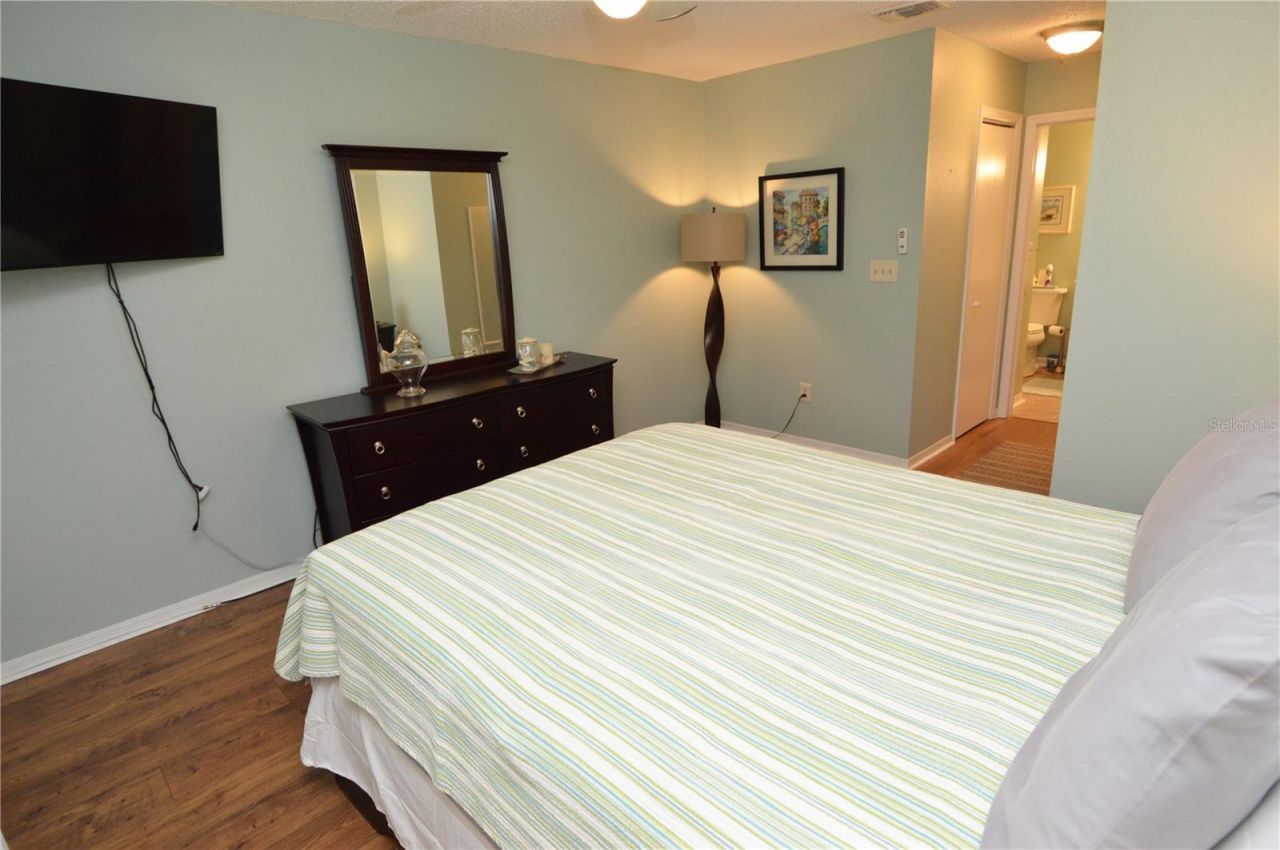 10263 Gandy Boulevard N, Unit 2403, Saint Petersburg, FL 33702 Photo