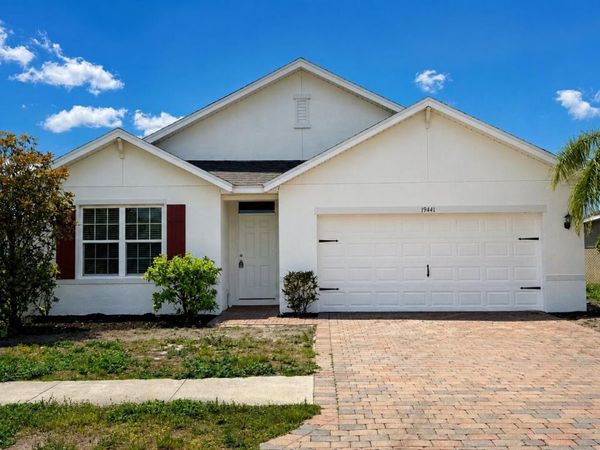 19441 MOSSY LEDGE TERRACE , LEHIGH ACRES, FL 33936