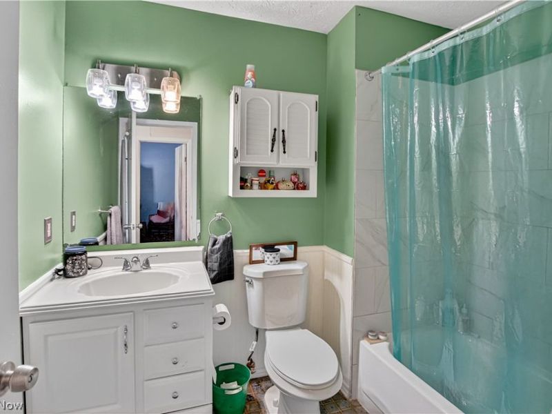 17522 Independence Court, Unit 3C, Brook Park, OH 44142 Photo 21