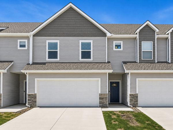 3340 NW Stratford Lane, Ankeny, IA 50023