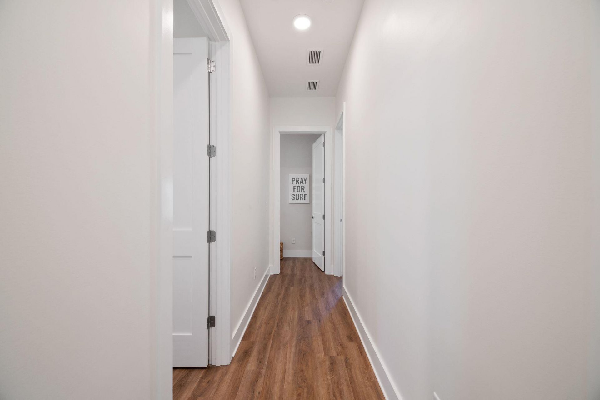 108 E Hudson Avenue Photo 49