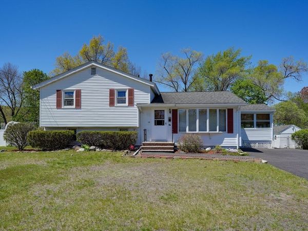 14 Kazimer Dr, Billerica, MA 01821