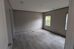 110 Lunar Ln photo 4