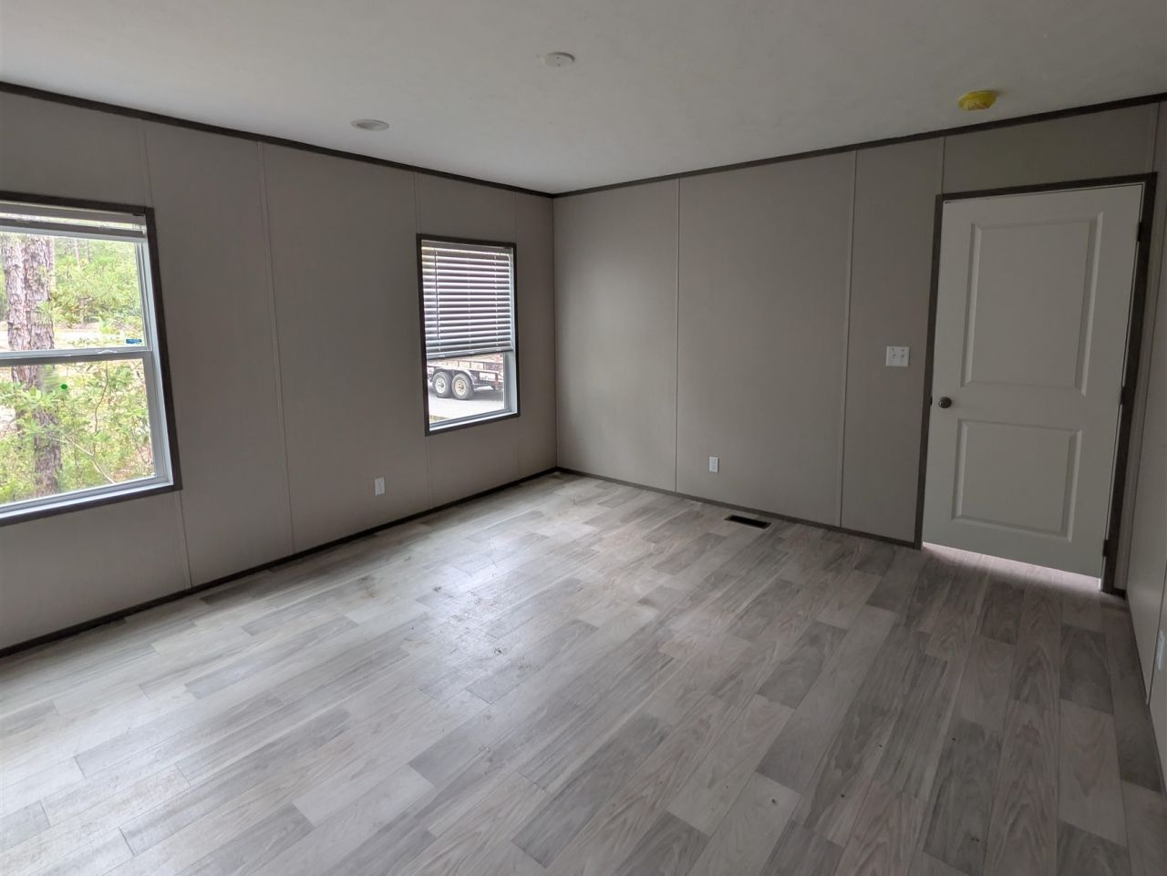 110 Lunar Ln Photo 6