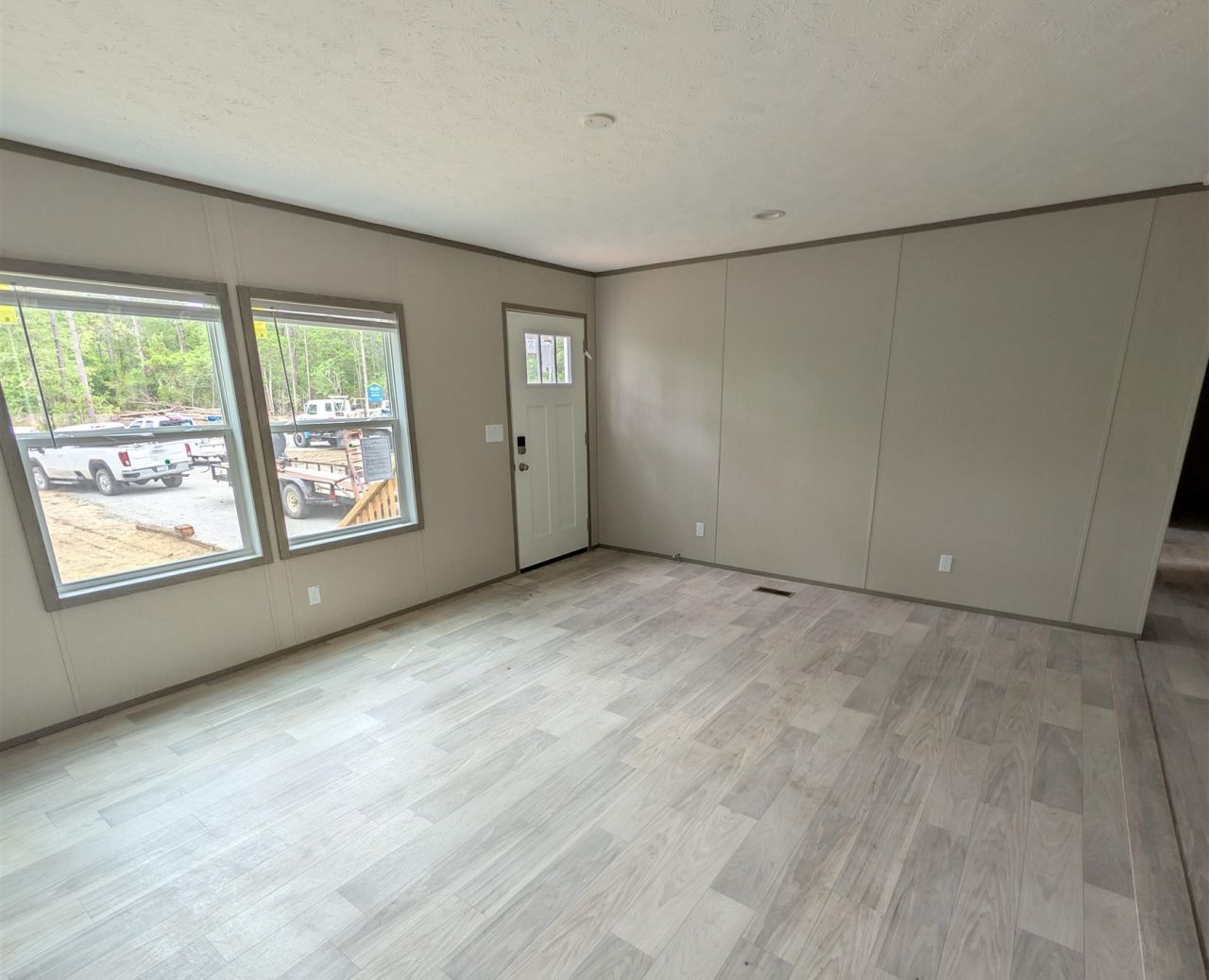 110 Lunar Ln Photo 9