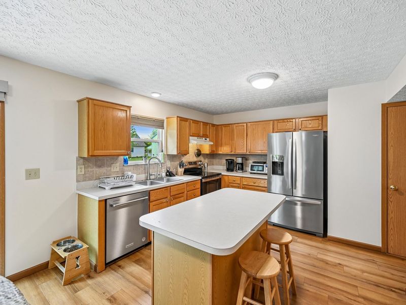 570 Dove Street , Marysville, OH 43040 Photo 14