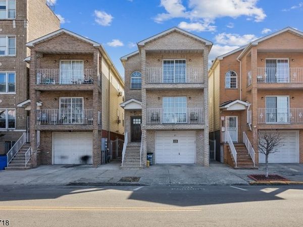 708 Ocean Ave, Jersey, NJ 07305