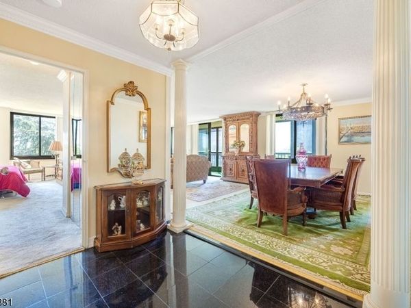 200 Winston Dr-C0109, Cliffside Park, NJ 07010