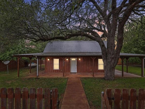 433 Hobson Bend Road, Weatherford, TX 76088