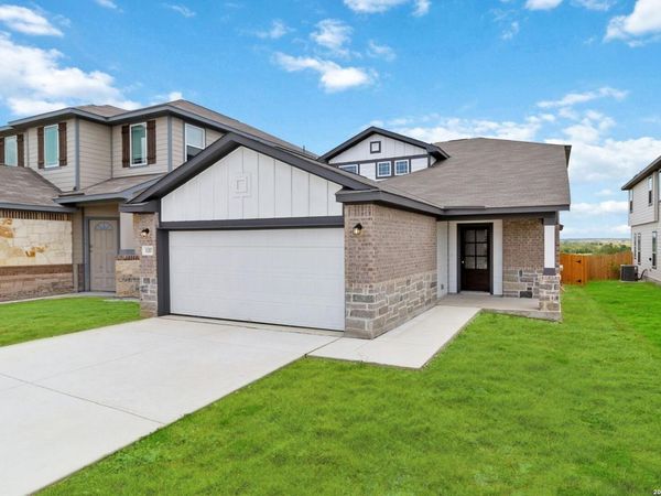 11307 Hollinger Circle, Converse, TX 78109