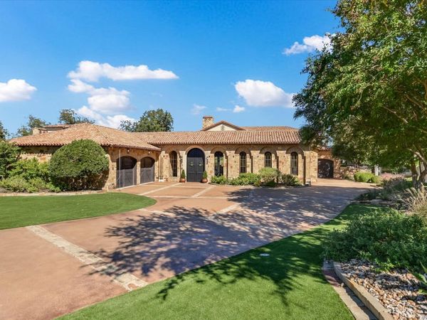 252 LA SERENA LOOP, Horseshoe Bay, TX 78657