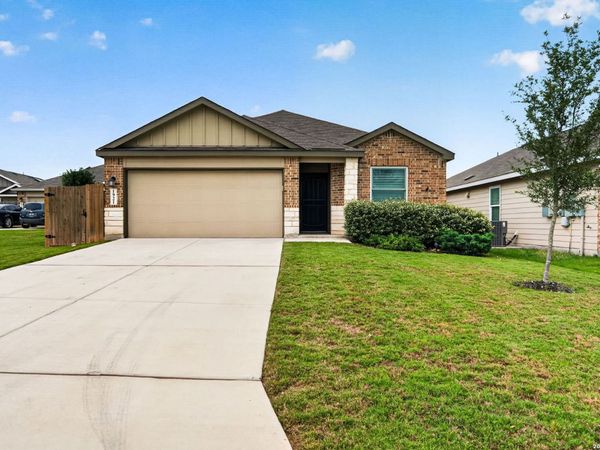 1921 Grey Wagtail, New Braunfels, TX 78130