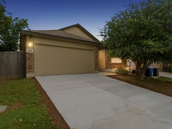 7402 Equinox Cor, San Antonio, TX 78252