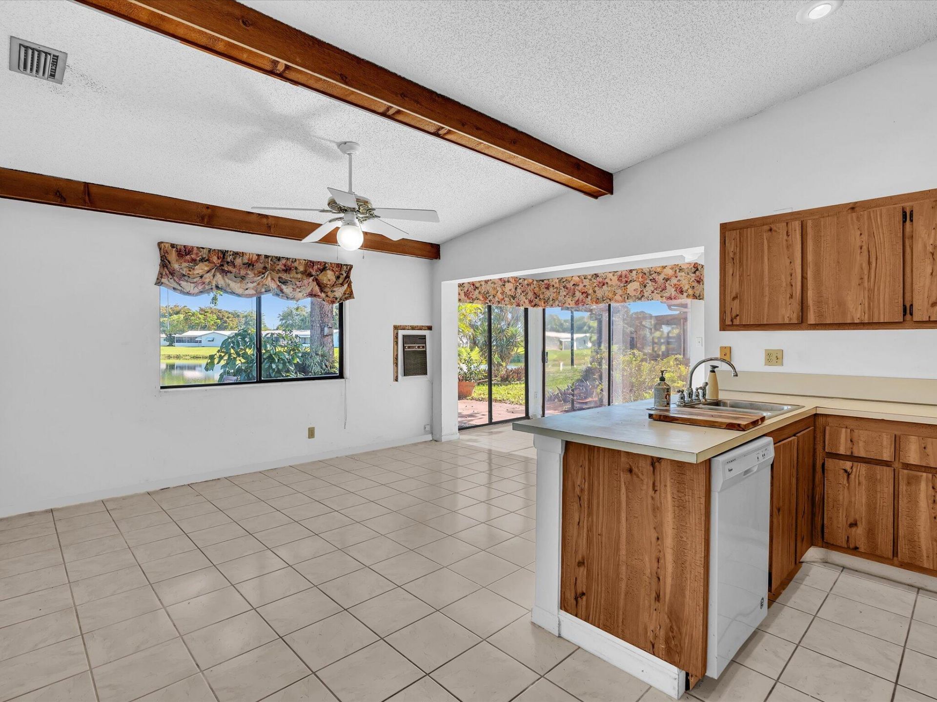 8949 NW 9th Place, Plantation, FL 33324 Photo
