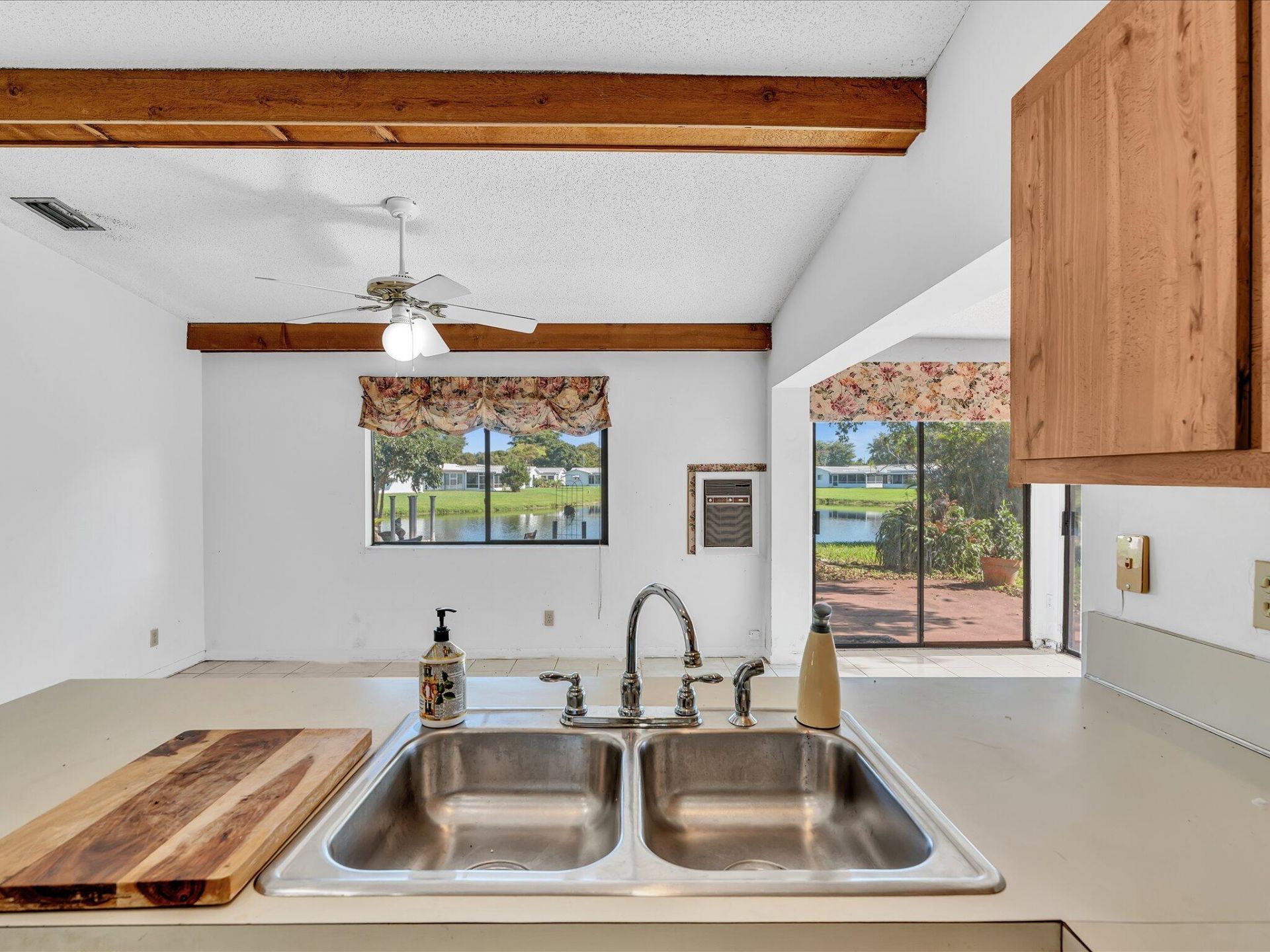 8949 NW 9th Place, Plantation, FL 33324 Photo