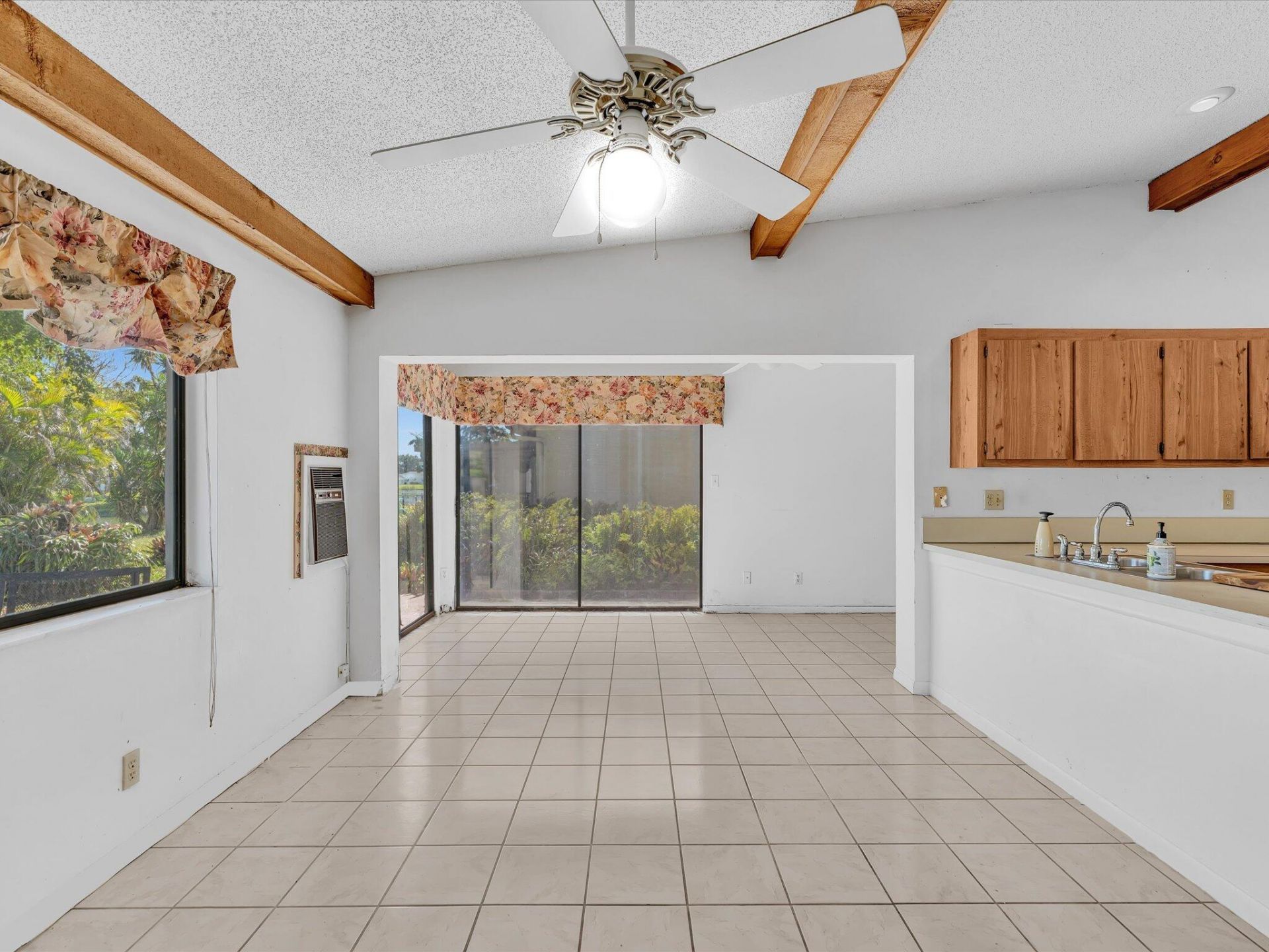 8949 NW 9th Place, Plantation, FL 33324 Photo