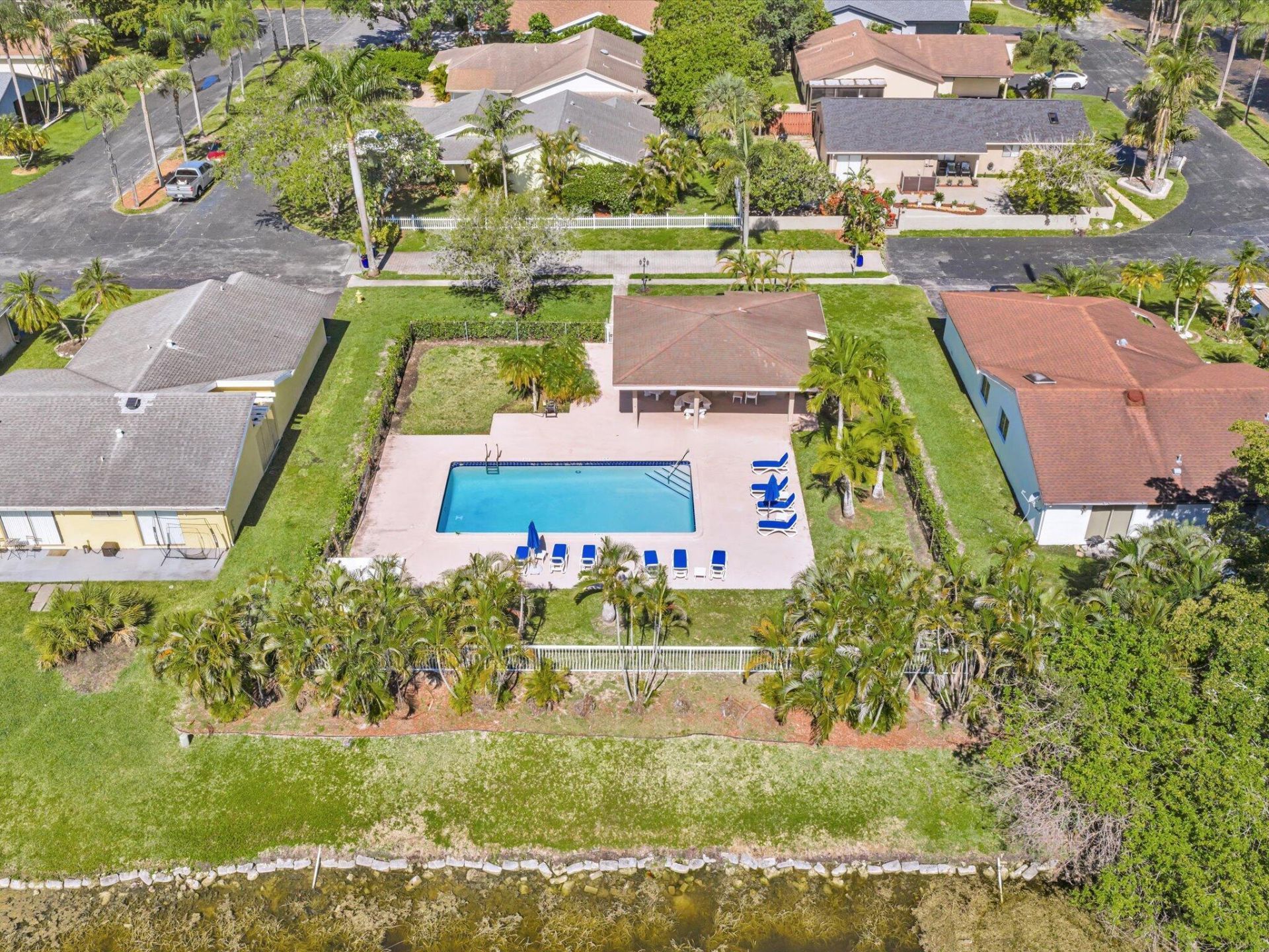 8949 NW 9th Place, Plantation, FL 33324 Photo