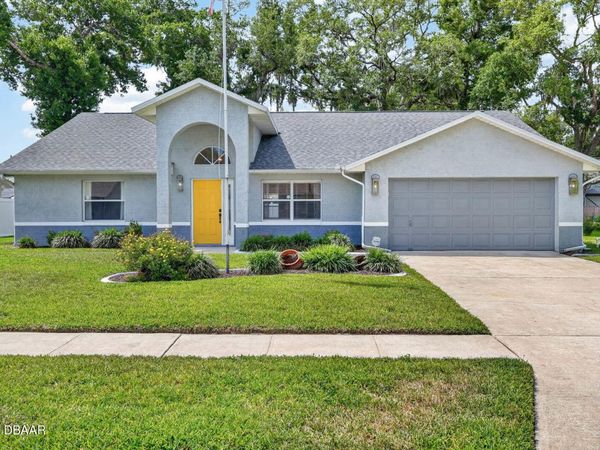 696 Saybrook Street, Port Orange, FL 32127