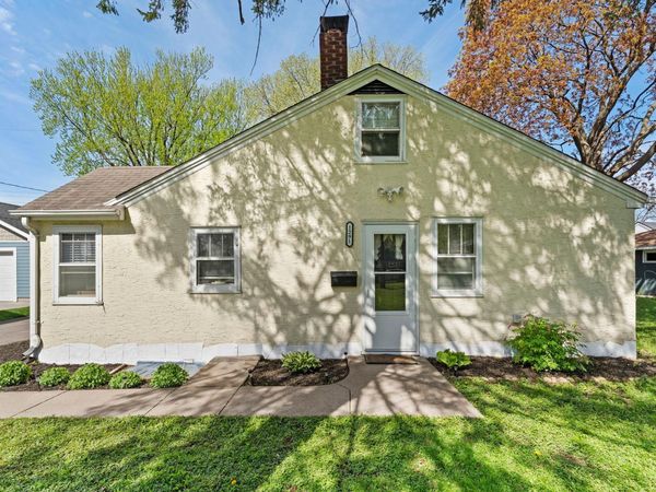 1291 Mackubin Street, Saint Paul, MN 55117