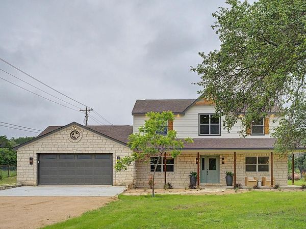 200 E Meadow LN, Wimberley, TX 78676