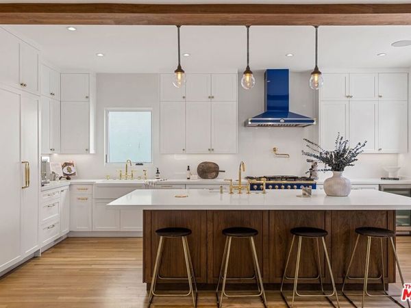 128 Roma Court, Marina Del Rey, CA 90292