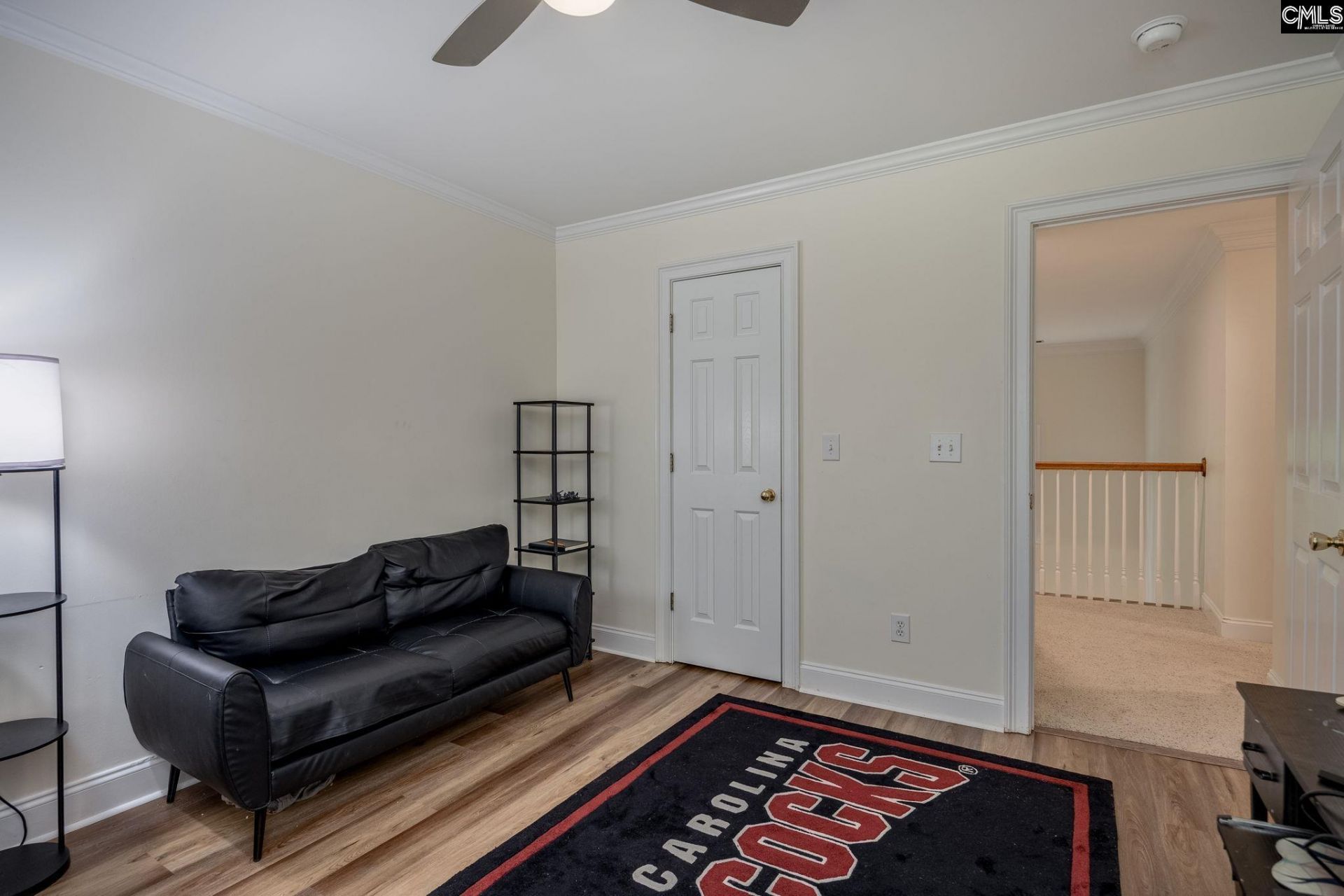150 Hickory Meadow Photo 44
