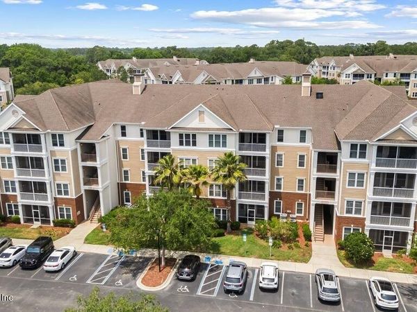 13364 BEACH Boulevard, Unit 335, Jacksonville, FL 32224
