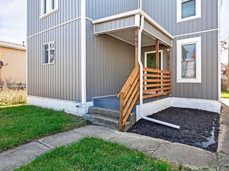 595 E Whittier Street, Columbus, OH 43206 Photo 3