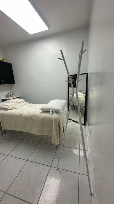 9610 Fontainebleau Blvd , Miami, FL 33172 Photo