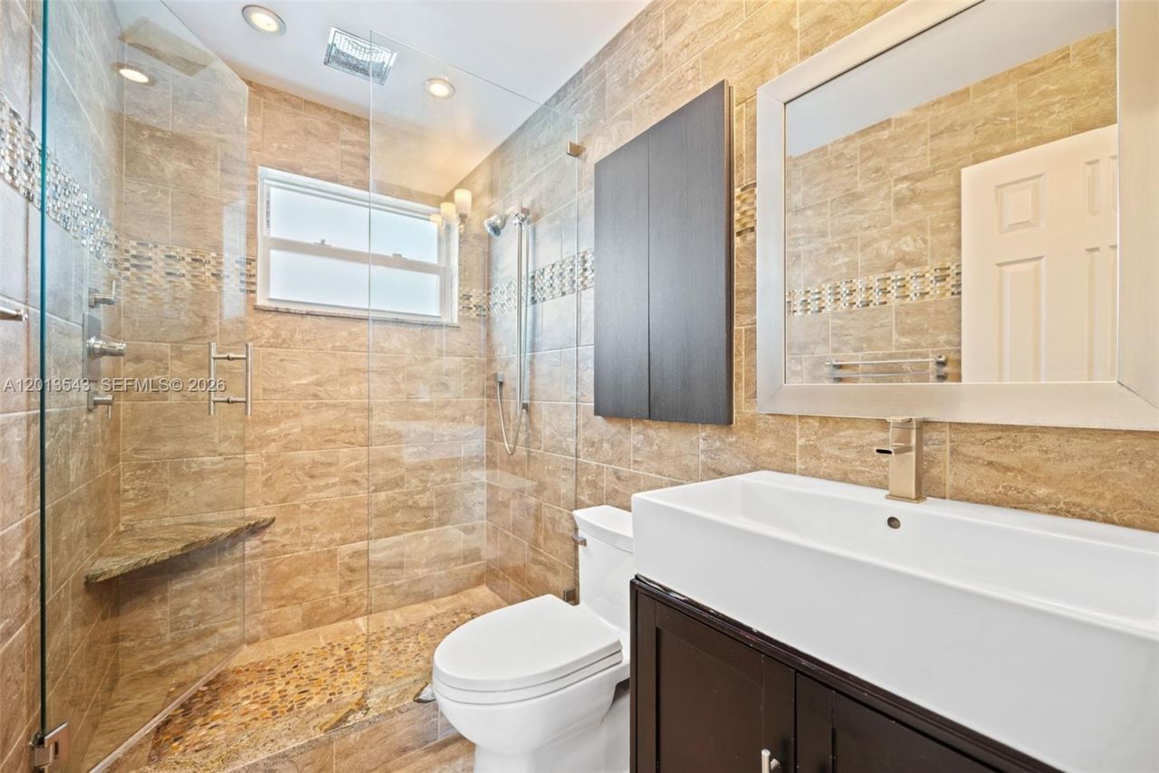 829 NW 99th Ave, Plantation, FL 33324 Photo