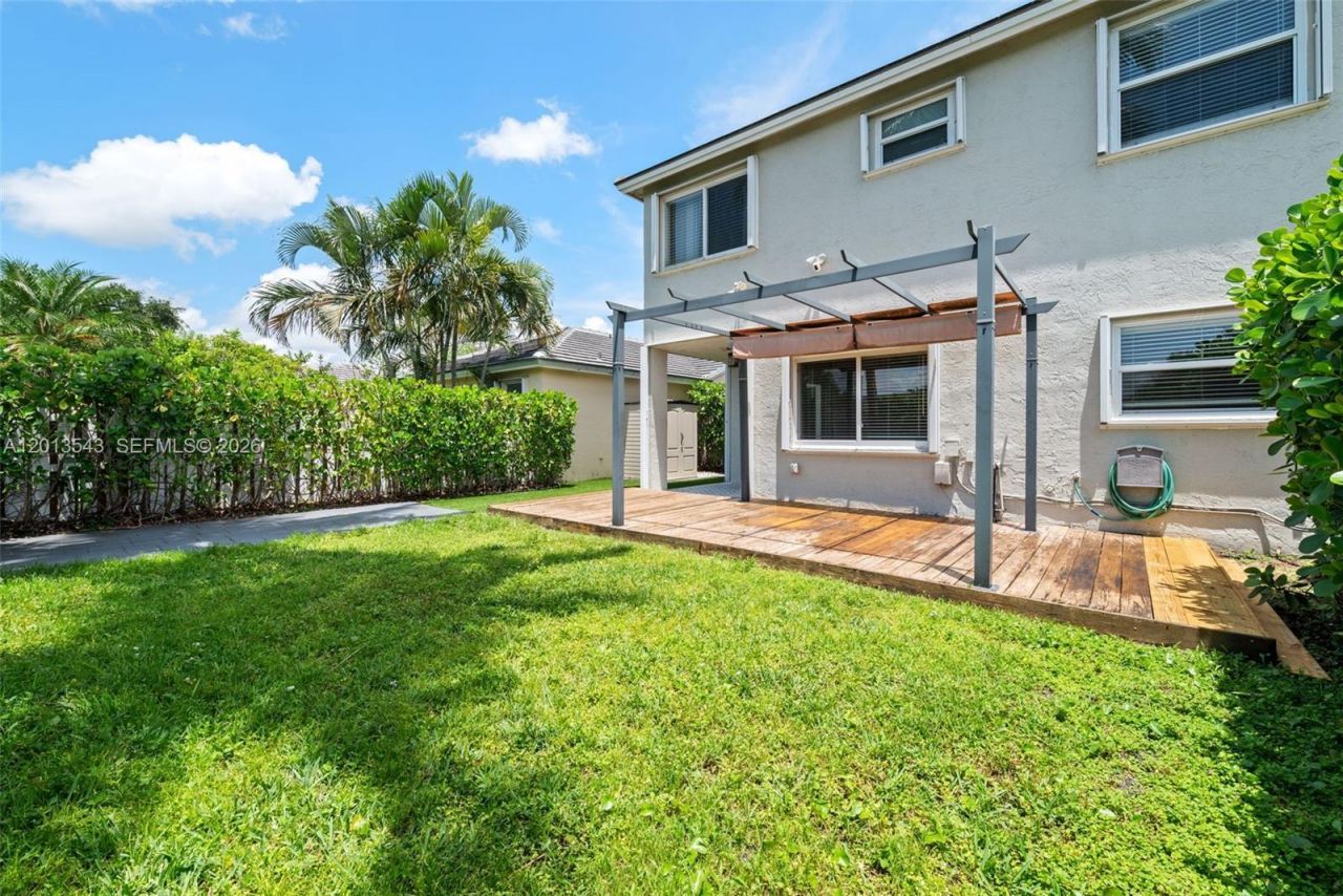 829 NW 99th Ave, Plantation, FL 33324 Photo