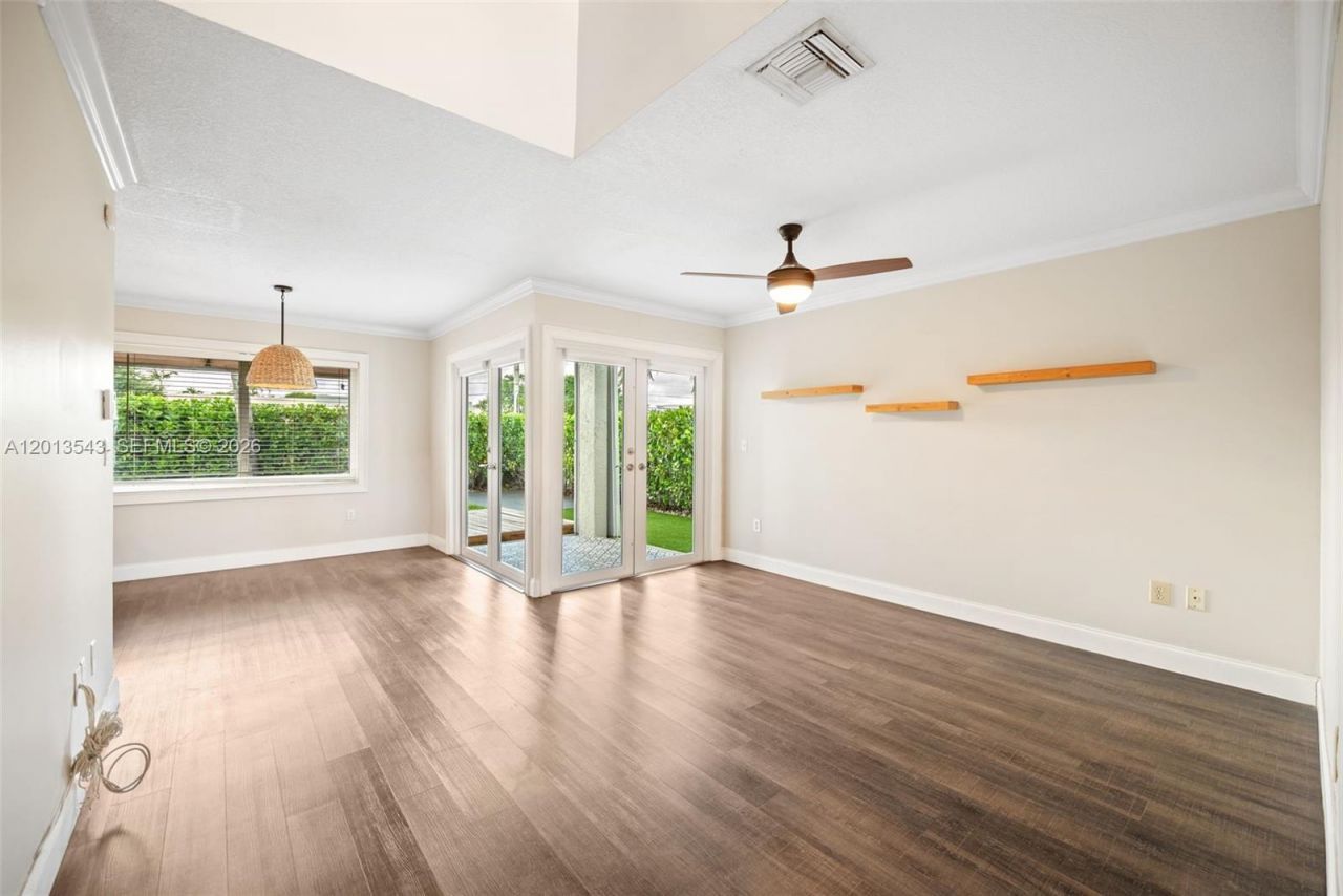 829 NW 99th Ave, Plantation, FL 33324 Photo