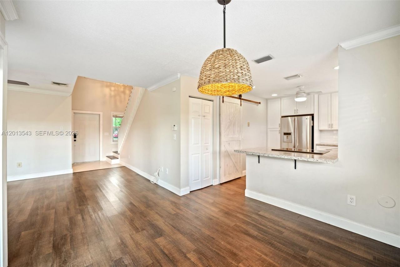 829 NW 99th Ave, Plantation, FL 33324 Photo